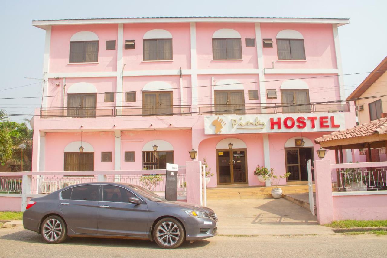 Pink Hostel Accra Extérieur photo